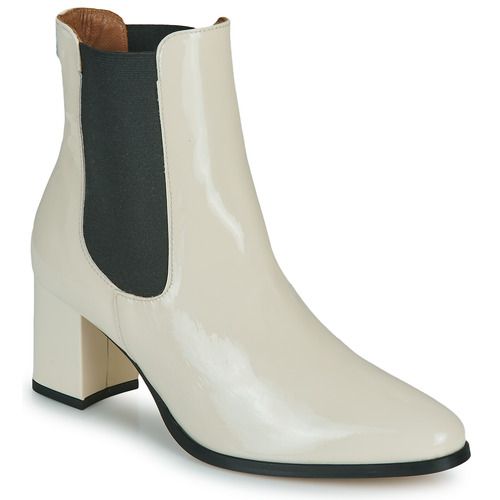 Stivaletti Donna Fericelli WEIGELI Bianco in elegante pelle, con design moderno e versatile, perfetti per outfit casual e formali. Ideali per ogni stagione, offrono comfort e stile impeccabile. Acquista ora per un look alla moda e sofisticato.