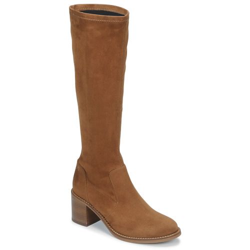 Stivali donna JB Martin BRILLE marrone, eleganti e versatili, perfetti per ogni occasione. Realizzati in materiali di alta qualità, questi stivali offrono comfort e stile per un look contemporaneo. Ideali per l'autunno e l'inverno, si abbinano facilmente a varie outfit. Aggiungi un tocco chic al tuo guardaroba con i stivali JB Martin BRILLE.