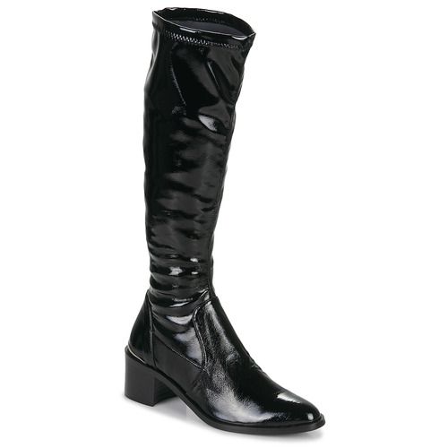 "Stivali donna JB Martin LOTUS in color nero, perfetti per ogni occasione. Design elegante e versatile, ideali per completare il tuo outfit con stile. Comfort e qualità made in Italy. Acquista ora per un look raffinato e alla moda."