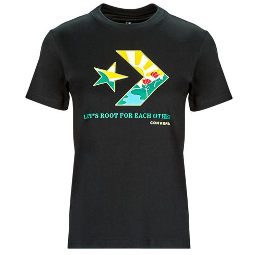 T-shirt Converse STAR CHEVRON INFILL CREW T-SHIRT Nero, elegante e versatile, progettata per donne; caratterizzata da maniche corte, tessuto morbido e confortevole, perfetta per un look casual e alla moda. Ideale da abbinare a jeans o shorts per un outfit estivo chic.