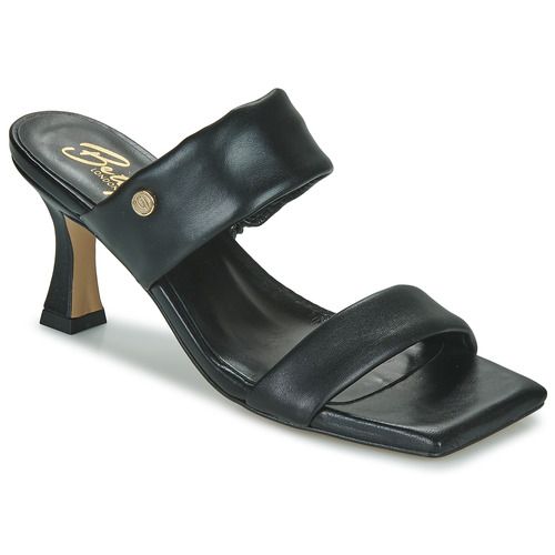 Ciabatta Donna Betty London TEODORA Nero - Elegante e comoda ciabatta in color nero, perfetta per ogni occasione. Design moderno e materiali di alta qualità per un comfort duraturo. Ideale per l'estate, questa ciabatta si abbina facilmente a qualsiasi outfit. Acquista ora per un look chic e alla moda!