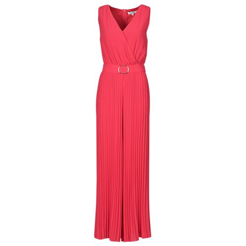 Tuta/Jumpsuit Donna Morgan PSAMARA Rosso: elegante e alla moda, perfetta per occasioni speciali. Design moderno con dettagli raffinati, ideale per un look chic e versatile. Disponibile in rosso, un must-have per il guardaroba femminile. Acquista ora la tua Morgan PSAMARA per esaltare la tua femminilità e il tuo stile!