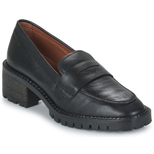 Mocassini da donna Gioseppo WOLSEY in colore nero, dalla silhouette elegante e sofisticata, perfetti per ogni occasione. Realizzati con materiali di alta qualità per garantire comfort e stile. Ideali per completare outfit casual o chic, questi mocassini sono un must-have per il guardaroba femminile. Acquista ora i tuoi Gioseppo WOLSEY Nero e dai un tocco di classe al tuo look.