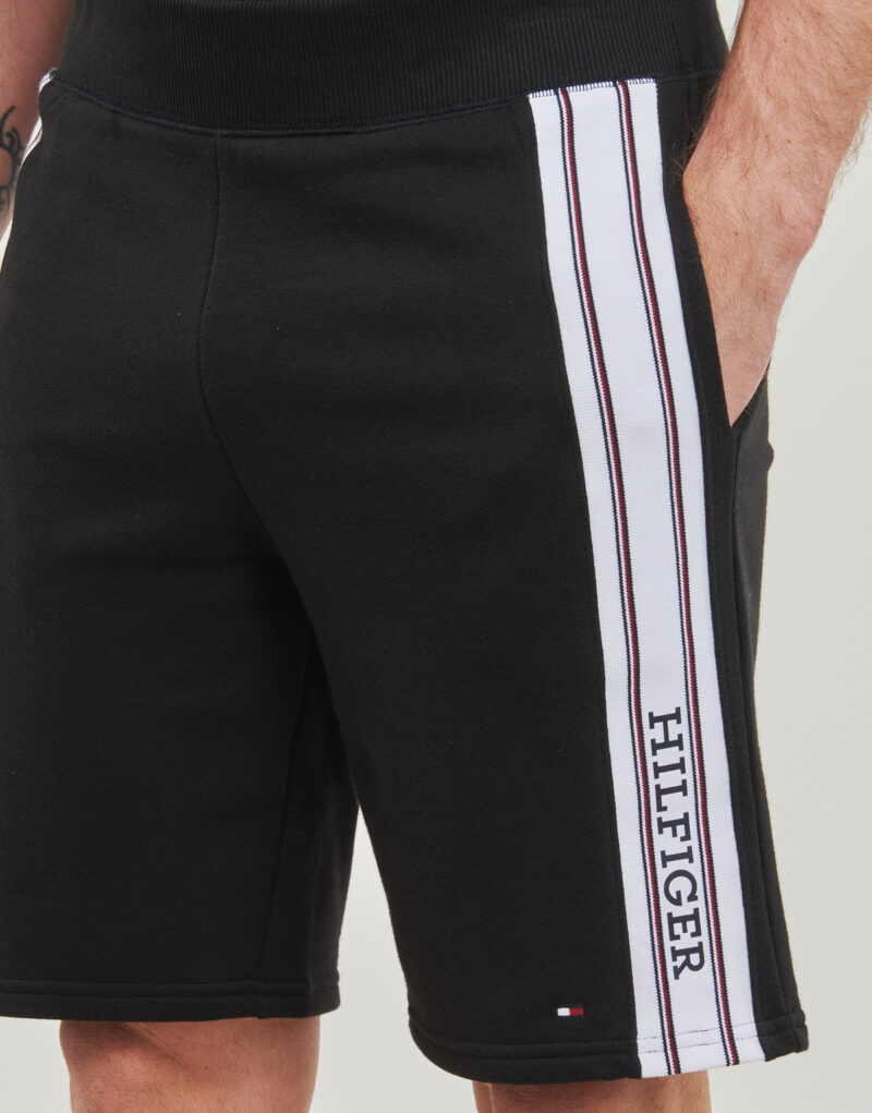 Pantaloni corti Tommy Hilfiger TRACK SHORT Nero Pantaloni corti Uomo - 5
