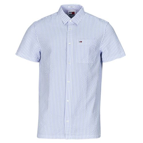 Camicia a maniche corte uomo Tommy Jeans TJM REG STRIPE Blu, elegante e alla moda, ideale per occasioni casual e outfit estivi. Realizzata in materiali di alta qualità, offre comfort e stile. Perfetta per completare il tuo guardaroba con un tocco di classe. Acquista ora la camicia Tommy Jeans per un look impeccabile!