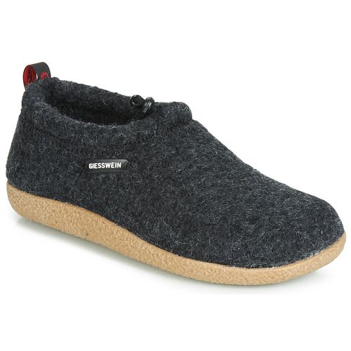 Pantofole Giesswein VENT Grigio per uomo, comfort superiore e design elegante, ideali per l’uso domestico. Realizzate in materiali di alta qualità, queste pantofole offrono un'ottima traspirabilità e supporto per il piede. Perfette per chi cerca stile e comodità, queste pantofole sono un must-have nel guardaroba maschile.