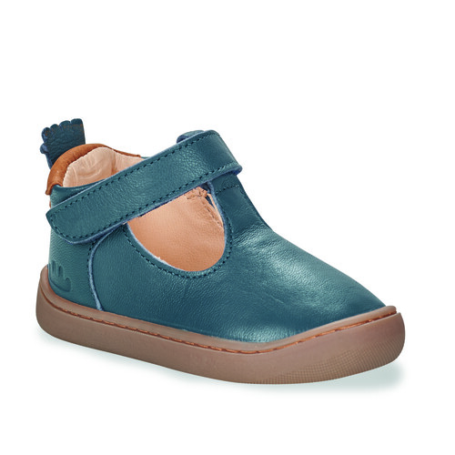 Scarpe Easy Peasy per bambina ragazza MY DEBOO SALOME in color blu, ideali per un look alla moda e comfort quotidiano. Prodotto di alta qualità, perfetto per la stagione, con chiusura pratica e design accattivante. Acquista online ora le scarpe Easy Peasy per un'ottima scelta di stile e praticità!
