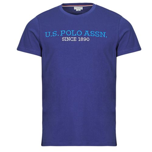 T-shirt U.S. Polo Assn. MICK Marine maniche corte per uomo, elegante e comoda, ideale per outfit casual e sportivi. Realizzata con materiali di alta qualità, questa maglietta è perfetta per ogni occasione. Disponibile in diverse taglie, è un must-have per chi ama lo stile americano. Acquista ora la T-shirt U.S. Polo Assn. MICK e aggiungi un tocco di classe al tuo guardaroba!