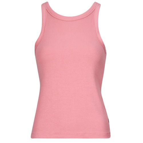 Top Donna Levis DREAMY TANK Rosa, in cotone leggero e traspirante, ideale per le giornate estive. Design elegante e versatile, facilmente abbinabile a jeans o pantaloni. Perfetto per un look casual chic. Disponibile in diverse taglie. Acquista ora il tuo top Levis per un guardaroba alla moda!