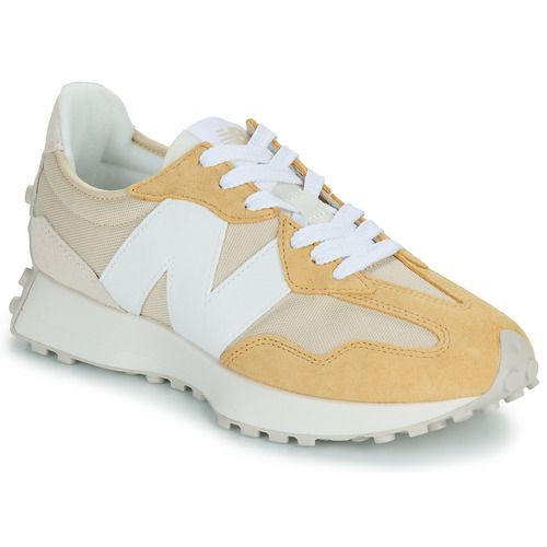 Sneakers basse New Balance 327 Marrone per donna, perfette per un look casual e sportivo. Design moderno con suola in gomma per comfort e trazione, ideali per l'uso quotidiano e le attività all'aperto. Acquista ora le nuove sneakers New Balance per un outfit trendy e alla moda.