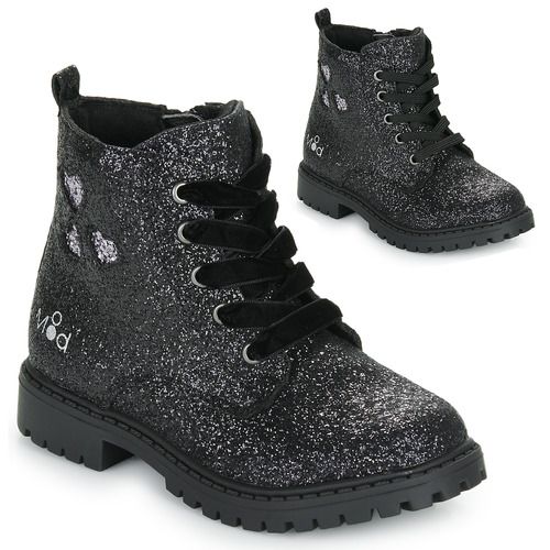 Stivaletti Mod'8 TINALY per bambina ragazza in colore nero, eleganti e alla moda, ideali per ogni occasione. Realizzati con materiali di alta qualità, offrono comfort e resistenza, perfetti per il giorno per giorno. Scegli il meglio per le tue piccole con gli stivaletti Mod'8, un must-have per la stagione!