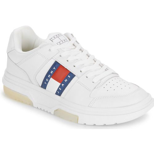 Sneakers basse Donna Tommy Jeans THE BROOKLYN ELEVATED in bianco, eleganti e versatili, perfette per ogni outfit. Realizzate con materiali di alta qualità, queste sneakers offrono comfort e stile. Ideali per occasioni casual o per un look trendy. Acquista ora per un tocco di classe nel tuo guardaroba!