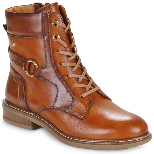 Stivaletti Pikolinos ALDAYA W8J in marrone per donna, realizzati in pelle di alta qualità con un design elegante e confortevole. Ideali per ogni occasione, questi stivaletti offrono stile e versatilità, perfetti per completare il tuo outfit in autunno e inverno. Acquista ora per un look raffinato e alla moda!