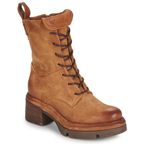 Stivaletti Airstep / A.S.98 EASY LACE Marrone per Donna, eleganti e comodi, ideali per ogni occasione. Realizzati in morbido materiale di alta qualità, questi stivaletti offrono un design alla moda e una calzata perfetta. Perfetti per completare look casual e chic, saranno un’aggiunta versatile al tuo guardaroba. Acquista ora i tuoi Airstep EASY LACE per un tocco di stile e comfort!