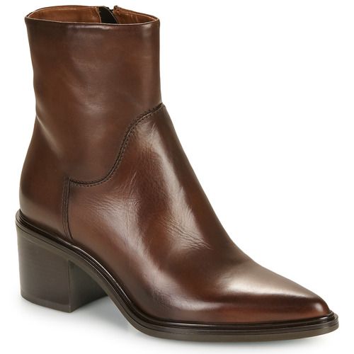 Stivaletti Donna Mjus MERANO in marrone, eleganti e alla moda, ideali per un look versatile e chic. Realizzati con materiali di alta qualità, questi stivaletti offrono comfort e stile. Perfetti per ogni occasione, dalla giornata in ufficio a una serata con amici. Aggiungi un tocco di classe al tuo guardaroba con i Mjus MERANO marroni.
