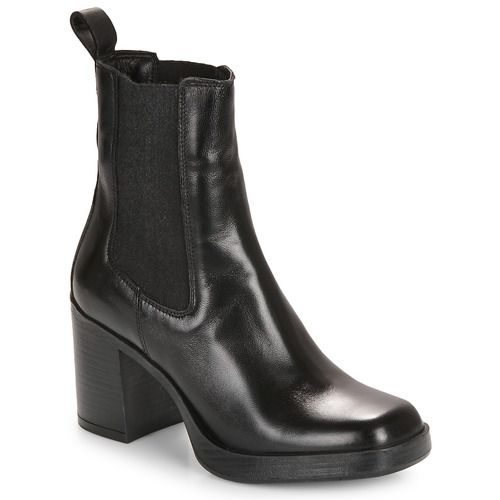 Stivaletti Mjus MICAELA CHELS Nero per Donna, eleganti e alla moda, ideali per ogni occasione. Realizzati in materiali di alta qualità, offrono comfort e stile perfetto per l’autunno e l'inverno. Perfetti da abbinare a jeans o gonne, essenziali per un guardaroba versatile. Acquista ora e arricchisci il tuo look!