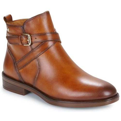 Stivaletti donna Pikolinos PUERTOLLANO W3C in marrone, realizzati in pelle di alta qualità, ideali per un look elegante e casual. Design raffinato con dettagli curati, perfetti per ogni occasione. Comfort e stile per le tue passeggiate quotidiane.
