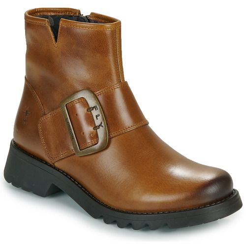 Stivaletti donna Fly London RILY in marrone, realizzati con materiali di alta qualità, ideali per un look elegante e trendy. Perfetti per ogni occasione, questi stivaletti combinano comfort e stile, rendendoli un must-have nel tuo guardaroba. Scopri la versatilità dei RILY, con suola antiscivolo e design ricercato. Acquista ora per un tocco di classe al tuo outfit!