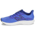 New Balance 411 Blaue Herren-Laufschuhe - Gr&ouml;&szlig;e 4