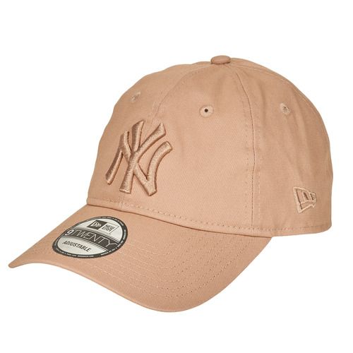 Cappellino Marrone New-Era LEAGUE ESS 9TWENTY® NEW YORK YANKEES per Donna, perfetto per un look casual e sportivo. Ideale per gli amanti del baseball e fan dei New York Yankees, questo cappellino unisce stile e comfort. Ottimo accessorio per completare ogni outfit, disponibile ora per l'acquisto online.