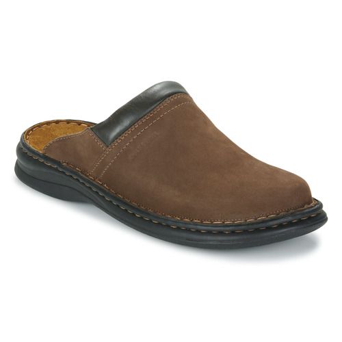 Pantofole uomo Josef Seibel MAX Marrone, scarpe comode e eleganti, ideali per uso quotidiano, realizzate con materiali di alta qualità per garantire comfort e durata. Perfette per chi cerca stile e benessere nei propri piedi.