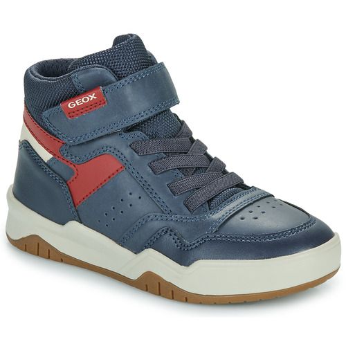 Scarpe Geox per bambini ragazzo modello J PERTH BOY in colore Marine, ideali per comfort e stile. Perfette per ogni occasione, queste scarpe offrono una respirabilità eccezionale e supporto per piedi in crescita. Scegli Geox per unire qualità e design moderno, garantendo il massimo della praticità per i tuoi ragazzi.