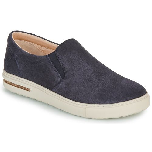 Scarpe uomo Birkenstock Oswego LEVE Midnight Blu Slip on, comode e stilose, perfette per ogni occasione. Design moderno, materiali di alta qualità e comfort senza pari. Ideali per un look casual e versatile. Acquista ora le Birkenstock Oswego per un passo sicuro e alla moda.
