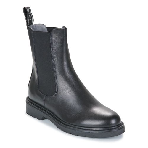 Stivaletti Donna NeroGiardini I205990D-100 in pelle nera, con suola in gomma antiscivolo, eleganti e comodi. Ideali per ogni occasione, questi stivaletti offrono stile e versatilità. Perfetti per completare il tuo outfit autunnale e invernale, disponibili in diverse misure.