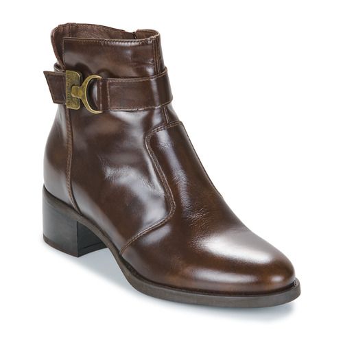 Stivaletti Donna NeroGiardini I411270D-300 Marrone, eleganti e comodissimi, perfetti per ogni occasione. Realizzati con materiali di alta qualità, queste calzature offrono stile e comfort. Ideali per outfit casual e formali, aggiungono un tocco di classe al tuo look. Acquista ora per un'esperienza di moda unica!