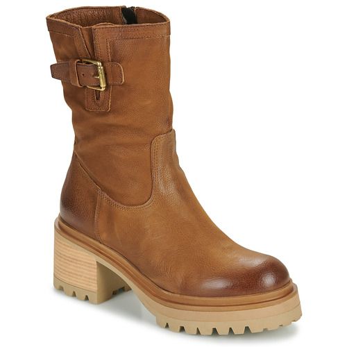 Stivaletti Mjus ERIKA Marrone da Donna, eleganti e versatili, ideali per ogni occasione. Realizzati in pelle di alta qualità, questi stivaletti offrono comfort e stile. Perfetti da abbinare a jeans o abiti per un look trendy. Scopri la qualità e il design unico di Mjus con i modelli ERIKA.