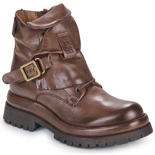 Stivaletti Marrone Donna Airstep / A.S.98 B51210-501-6507, eleganti e alla moda, perfetti per ogni occasione. Realizzati con materiali di alta qualità, questi stivaletti offrono comfort e stile. Scopri il tuo nuovo paio di stivaletti da donna per un look trendy e sofisticato.