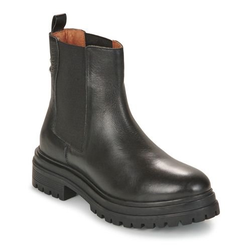 Stivaletti Donna Gioseppo VARICK Nero, eleganti e alla moda, ideali per completare qualsiasi outfit. Realizzati con materiali di alta qualità, offrono comfort e stile per ogni occasione. Perfetti per l'inverno, questi stivaletti sono un must-have nel guardaroba femminile. Scopri la versatilità e il design chic dei Gioseppo VARICK.