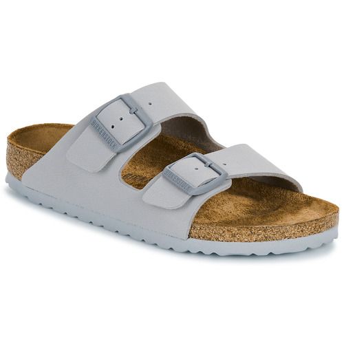 Ciabatta Donna Birkenstock Arizona BF Stone Coin Grigio. Design elegante e confortevole, con plantare anatomico per il massimo supporto del piede. Perfetta per l'estate, questa ciabatta versatile si abbina facilmente a qualsiasi outfit, ideale per passeggiate e momenti di relax. Acquista ora per aggiungere un tocco di stile al tuo guardaroba!