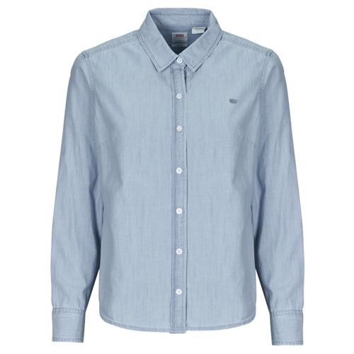 Camicia donna Levis THE CLASSIC BW SHIRT blu, elegante e versatile, perfetta per ogni occasione. Realizzata in cotone morbido, offre comfort e stile. Ideale per un look casual o professionale. Acquista ora per aggiornare il tuo guardaroba!