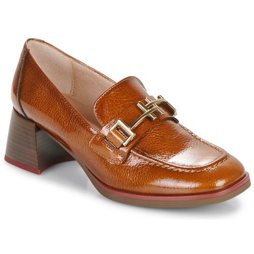 "Mocassini donna Hispanitas MILAN in colore marrone, eleganti e confortevoli, ideali per ogni occasione. Realizzati con materiali di alta qualità, questi mocassini uniscono stile e praticità, perfetti per un look sofisticato. Acquista ora i mocassini Hispanitas MILAN per un tocco di classe nel tuo guardaroba."