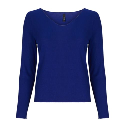 Maglione donna Only ONLHANNA blu, comodo e alla moda, ideale per outfit casual e eleganti. Perfetto per la stagione autunnale e invernale, realizzato con materiali di alta qualità. Aggiungi un tocco di stile al tuo guardaroba con questo maglione versatile.