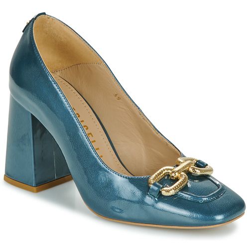 Décolleté donna in blu Fericelli NAYGETE, caratterizzate da un design elegante e raffinato, con tacco alto per un look sofisticato. Realizzate con materiali di alta qualità, queste scarpe sono perfette per occasioni speciali e per completare outfit di classe. Ideali per la stagione primaverile ed estiva, offrono comfort e stile. Acquista ora le Fericelli NAYGETE per un tocco di eleganza nel tuo guardaroba.