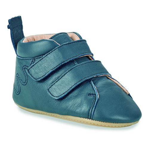 Scarpe Easy Peasy per bambino ragazzo MY PRE-KINY VELCRO Blu, ideali per un comfort quotidiano. Design elegante e pratico con chiusura in velcro, perfette per attività all'aperto. Materiali sostenibili e traspiranti, garantiscono la salute del piede. Acquista ora le scarpe blu Easy Peasy per il tuo piccolo!