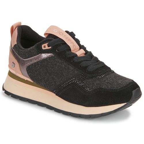 Scarpa bassa Gioseppo ARDAGGER in color nero, perfetta per donne alla ricerca di stile e comfort. Queste sneakers basse uniscono un design moderno a materiali di alta qualità, ideali per ogni occasione. Acquista ora le Gioseppo ARDAGGER per completare il tuo look con eleganza e praticità. Sneakers must-have per la tua collezione!