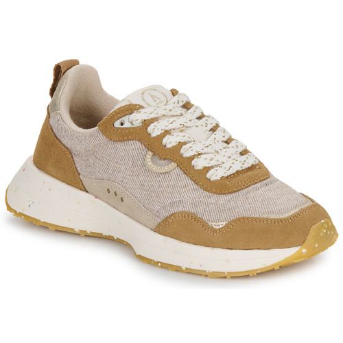 Sneakers basse Armistice MOON JOGGER W beige per donna, eleganti e comode, ideali per look casual e sportivi. Design moderno e versatile, perfette per ogni occasione. Acquista ora le tue sneakers Armistice per esprimere il tuo stile unico!