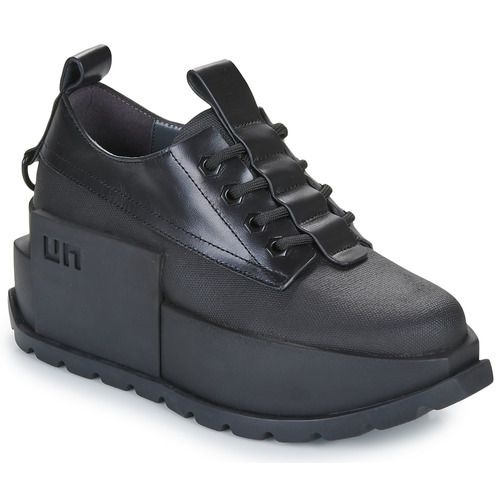 Sneakers basse ROKO PATROL DERBY nere da donna di United Nude, eleganti e moderne, perfette per ogni occasione. Design unico e materiali di alta qualità per un comfort superiore. Ideali per completare outfit casual e di tendenza. Acquista ora le sneakers ROKO PATROL DERBY per esprimere il tuo stile distintivo.