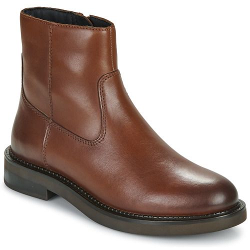 "Stivaletti Donna Geox D SERILDA Marrone - Eleganti stivaletti in pelle per donne, perfetti per ogni occasione. Comfort e stile unici con suola traspirante. Ideali per outfit casual e formali."