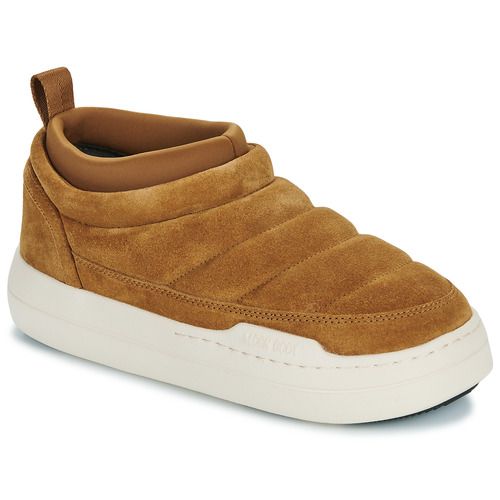 Moon Boot MB PARK SOFT SUEDE Marrone, elegante e confortevole scarpa da neve per donna, ideale per l'inverno. Realizzata in morbida suede, garantisce calore e stile nelle fredde giornate. Perfetta per le attività all'aperto, offre un'ottima aderenza e supporto. Scegli il comfort e il design unico delle scarpe da neve Moon Boot per affrontare ogni avventura invernale con classe.