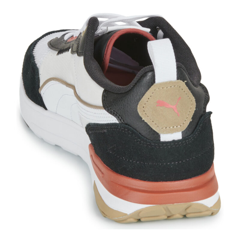 Puma R22 Schwarze Herren-Sneaker - Gr&ouml;&szlig;e 5