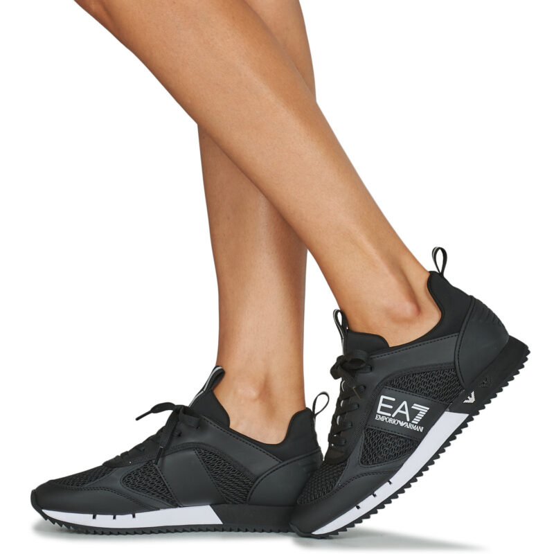 Emporio Armani EA7 LACES U Nero Sneakers basse Donna - 8