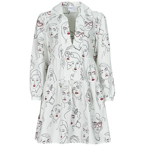 Abito corto Donna Desigual VEST LOUISVILLE Bianco, elegante e alla moda, perfetto per occasioni speciali o per un look casual. Scopri il comfort e lo stile unico del design Desigual, ideale per ogni stagione. Aggiungi un tocco di freschezza al tuo guardaroba con questo abito versatile.