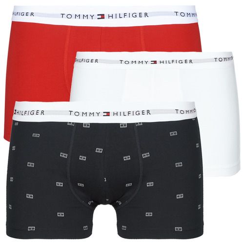 Boxer uomo Tommy Hilfiger 3P TRUNK PRINT X3 multicolore, set di tre slip trendy, realizzati in cotone morbido e confortevole, ideale per un look casual e alla moda, perfetti per l'uso quotidiano. Design iconico Tommy Hilfiger, perfetti per qualsiasi occasione.