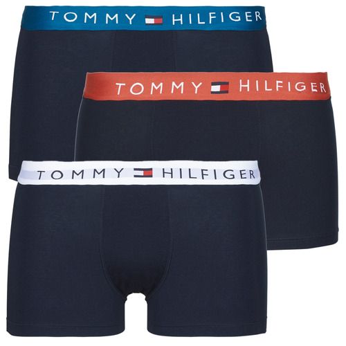 Boxer uomo Tommy Hilfiger 3P WB TRUNK X3 Blu, confezione da tre, in cotone morbido e traspirante, ideale per il comfort quotidiano. Design classico con logo Tommy Hilfiger, perfetto per ogni occasione. Acquista ora i boxer Tommy Hilfiger per uno stile moderno e casual.