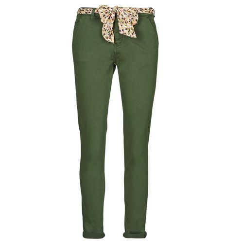 Pantaloni Chino Donna Le Temps des Cerises KURT JOGG in Kaki, perfetti per un look casual e trendy. Con un design elegante e confortevole, questi pantaloni sono ideali per ogni occasione, da un'uscita informale a una giornata in ufficio. Realizzati con materiali di alta qualità, offrono una vestibilità impeccabile e versatilità. Aggiungi il tocco finale al tuo guardaroba con i Pantaloni Chino KURT JOGG, disponibili online per le tue migliori scelte di moda.