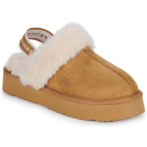 Pantofole Les Petites Bombes JOSITA Beige per Donna, eleganti e confortevoli, ideali per l'uso quotidiano. Questa calzatura offre un design chic e un comfort straordinario, perfetta per rilassarsi a casa o per stili casual. Scopri la qualità e lo stile delle pantofole JOSITA, un must-have per ogni donna alla moda.